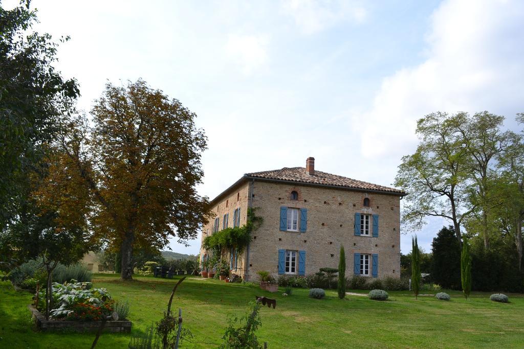 Au Mas Des Calmettes Bed and Breakfast Parisot  Exteriör bild